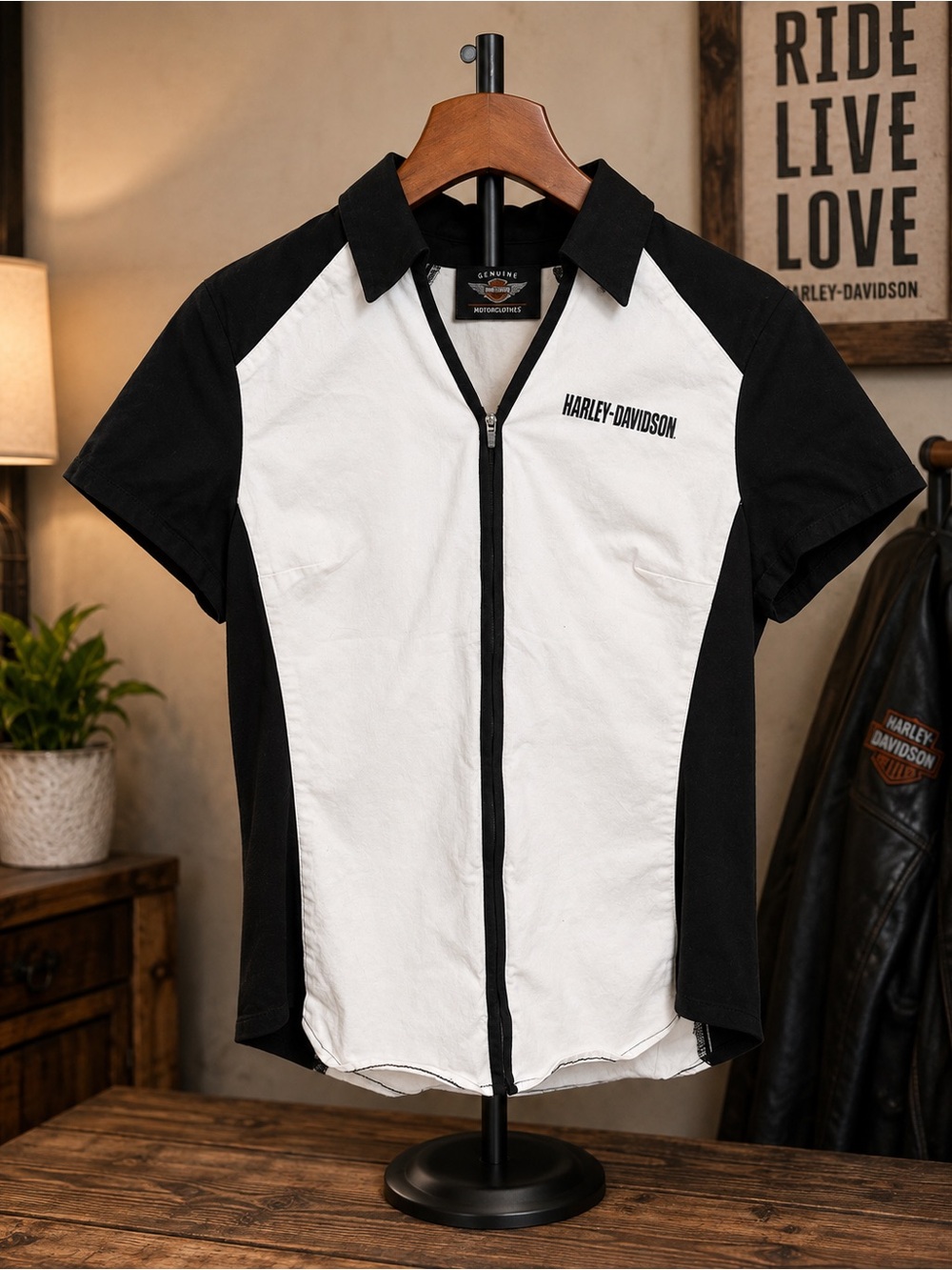 Harley-Davidson Women’s Black & White Zip Front Moto Racing Shirt – Size Medium